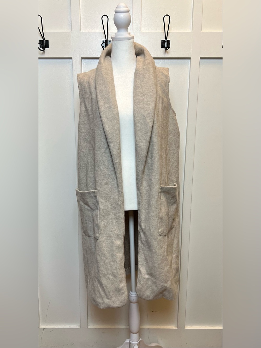 Joie Womens Size Medium Long Sleeveless Jacket Coat Pockets Tan Neutral Layering